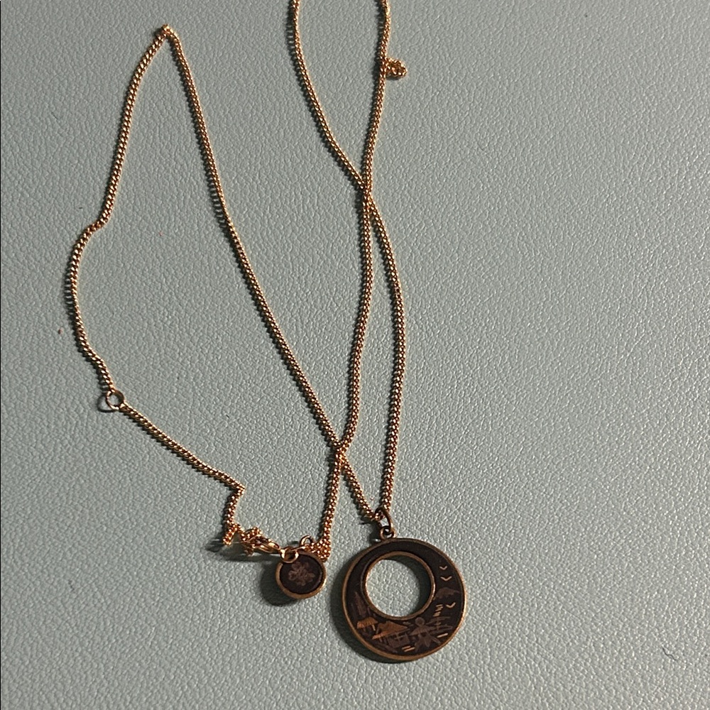 1940's JAPANESE DAMASCENE PENDANT ON GOLD FILL CHAIN‎